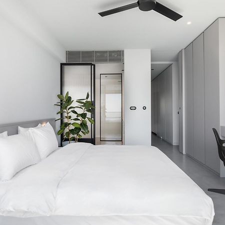 Nero Luxury Suites By Zennova 테살로니키 외부 사진