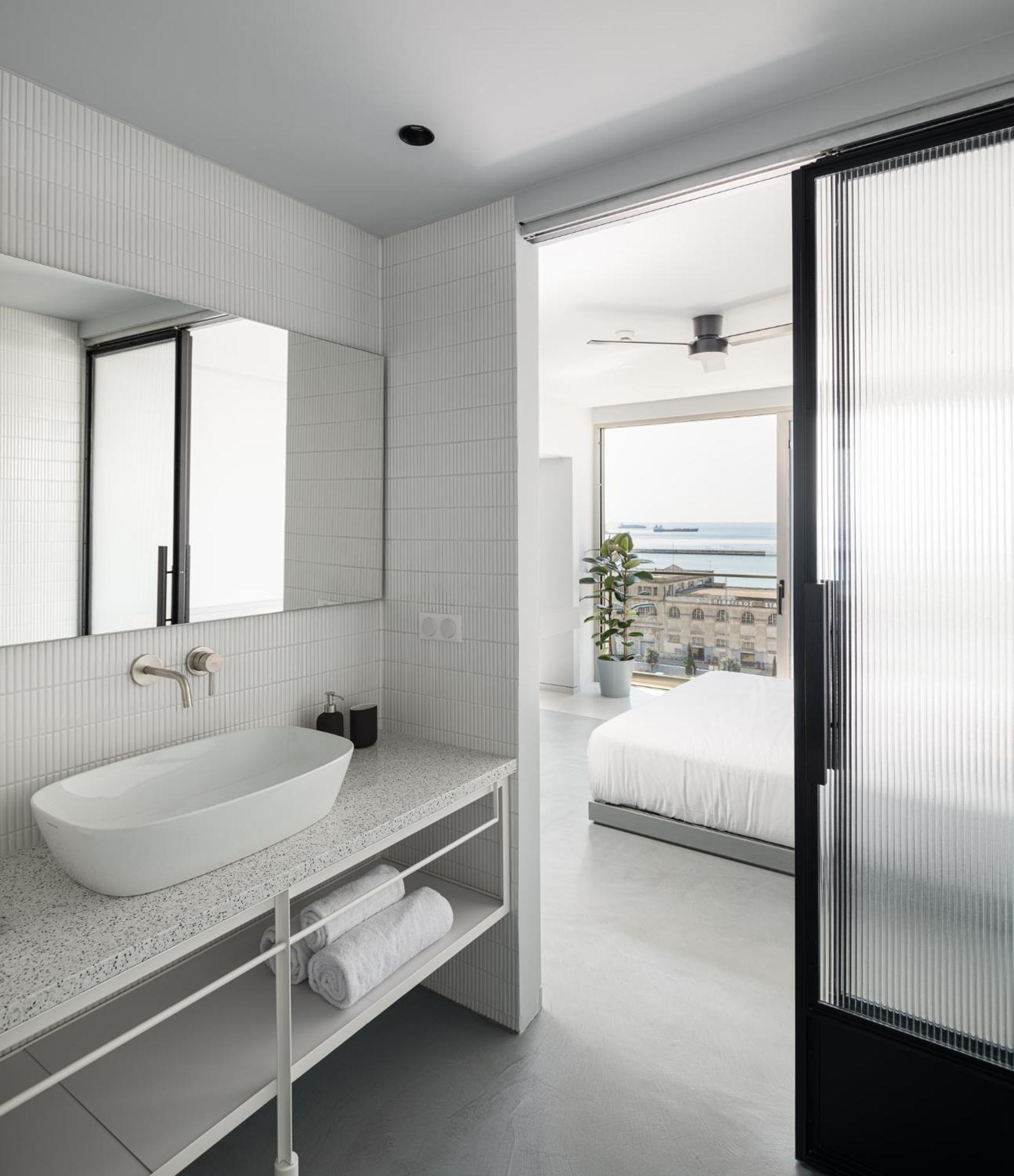 Nero Luxury Suites By Zennova 테살로니키 외부 사진