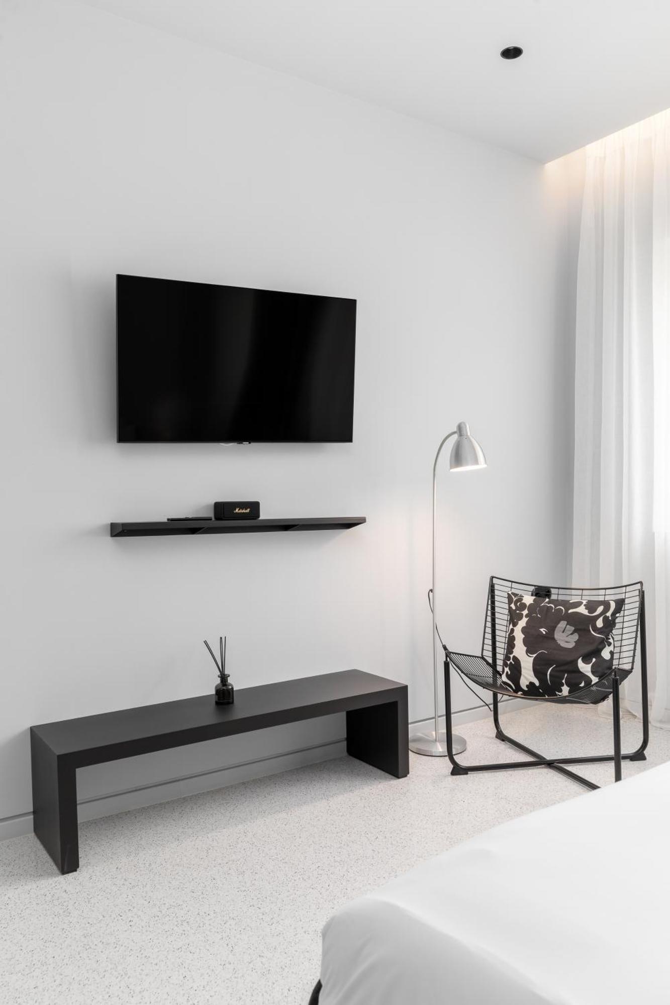 Nero Luxury Suites By Zennova 테살로니키 외부 사진
